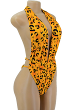 Load image into Gallery viewer, Wholesale One Piece: Leopard
